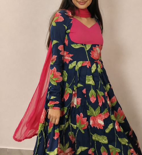Aayat Anarkali