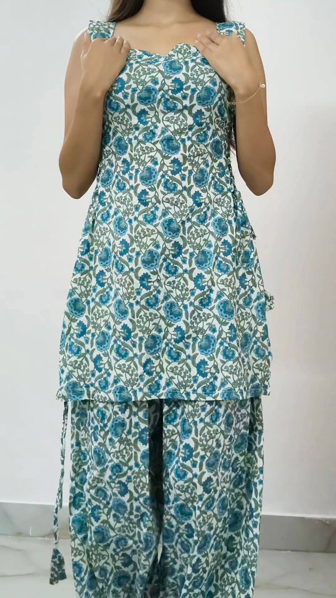 Nilaya farshi salwar