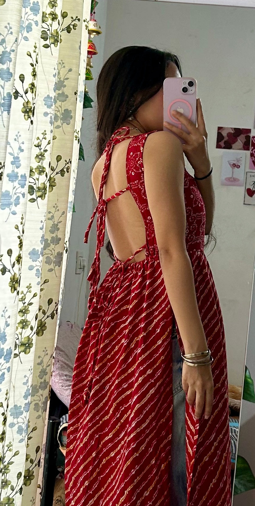 Ratna Kurti
