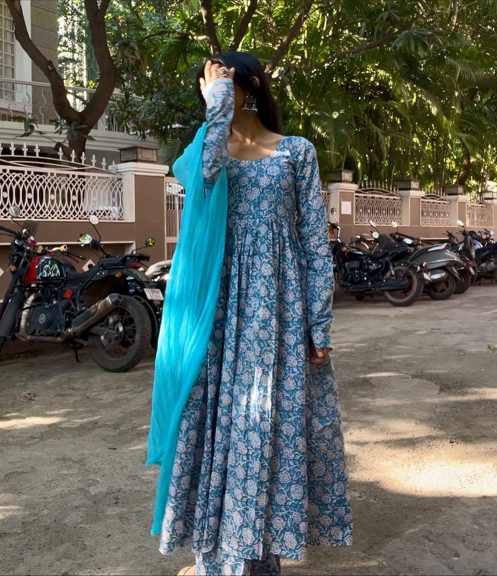 Tara Anarkali Set