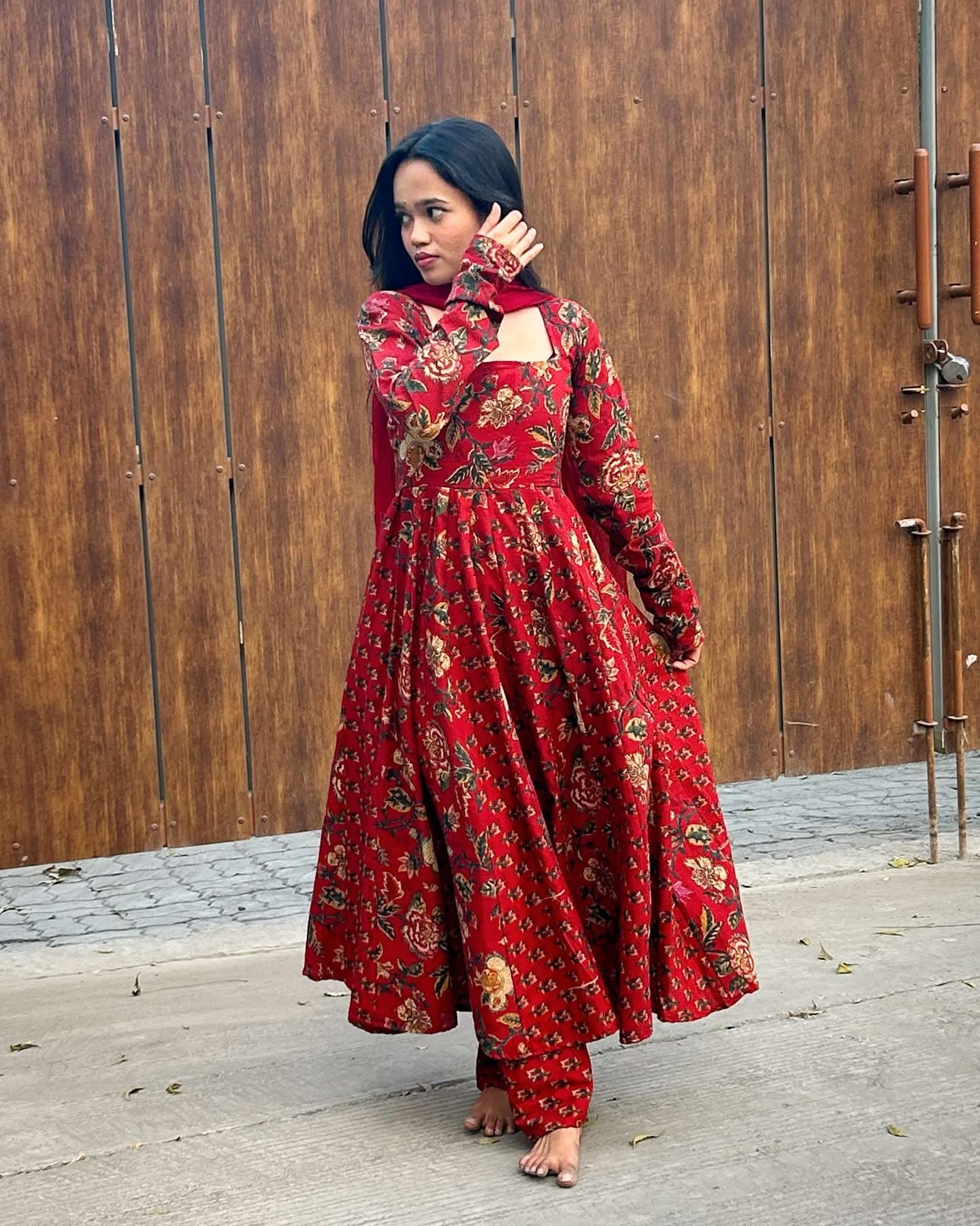 Laal Ishq Set