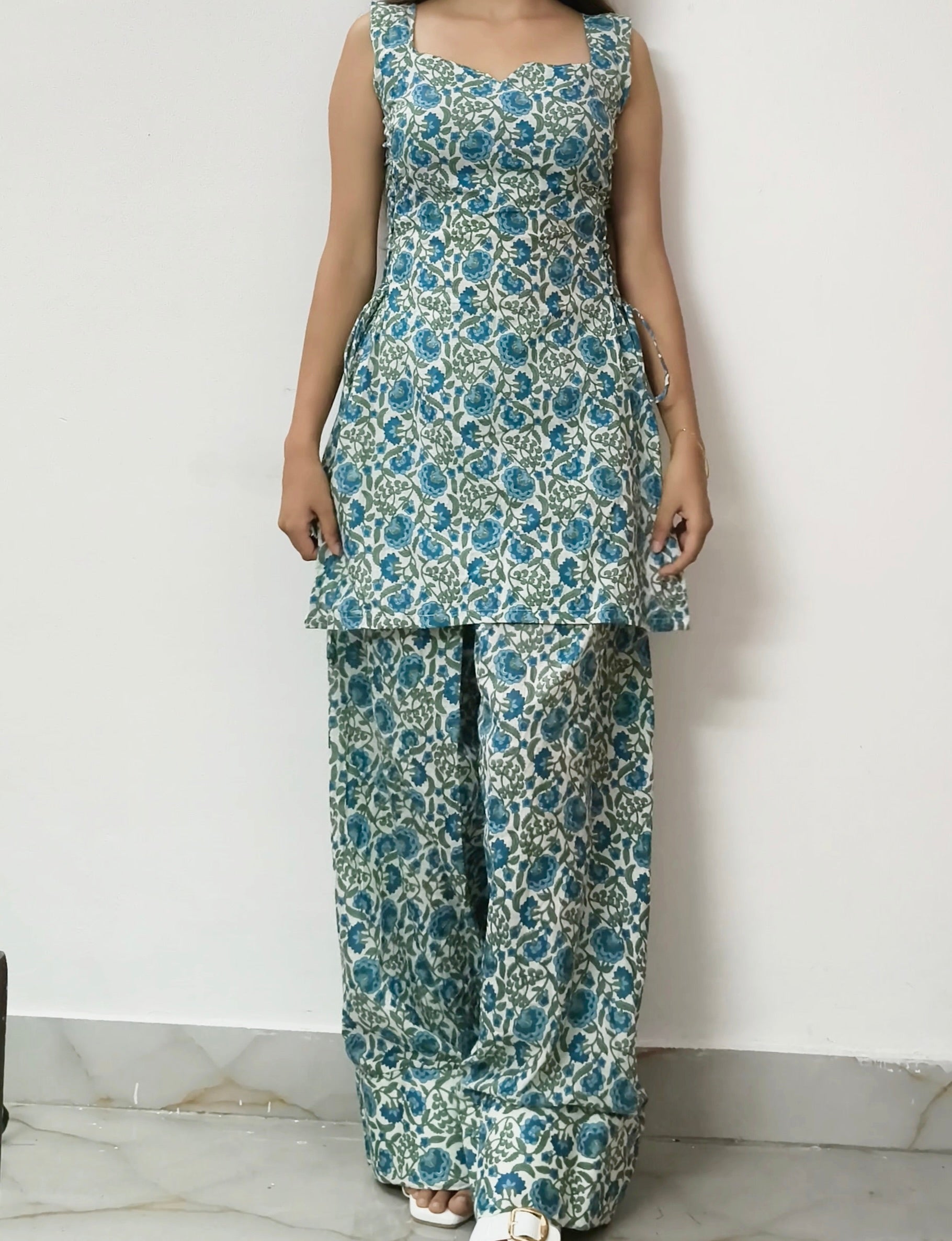 Nilaya farshi salwar