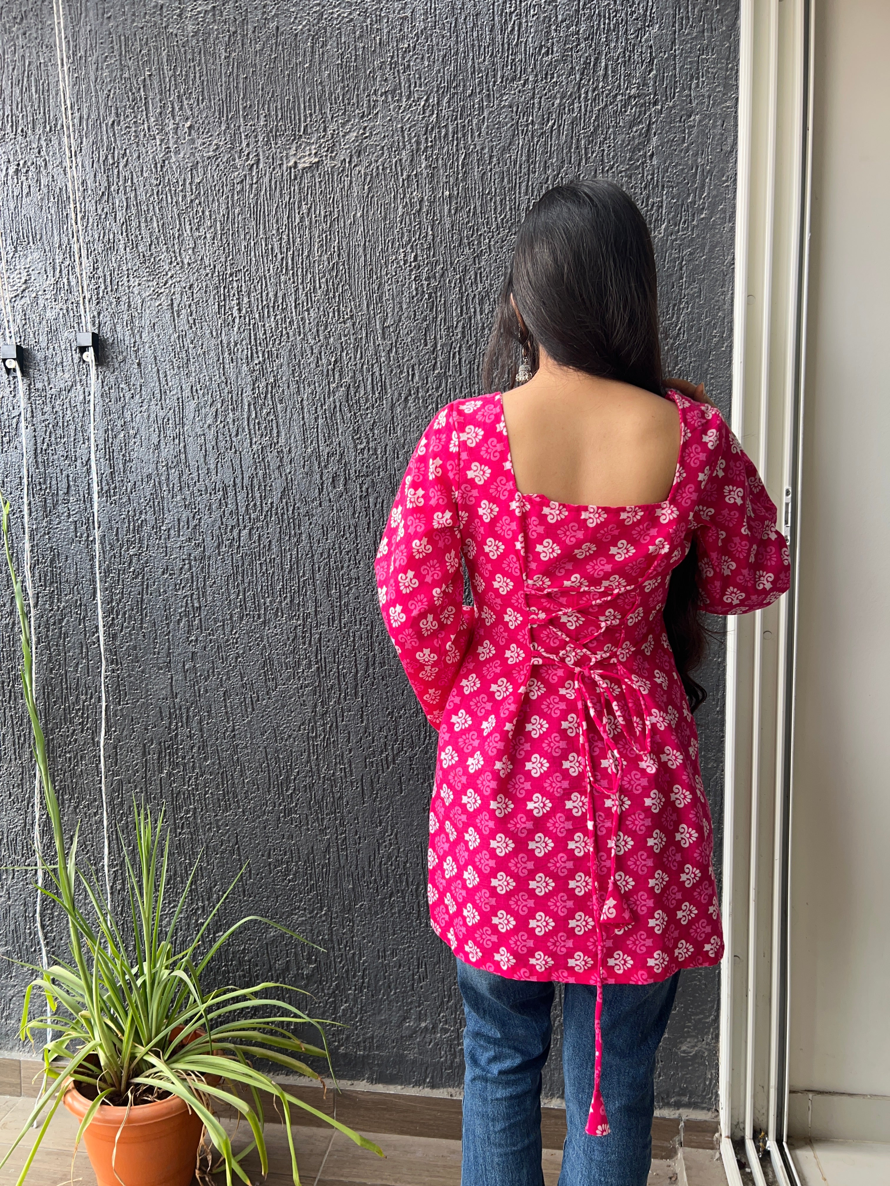 Roohi Kurti