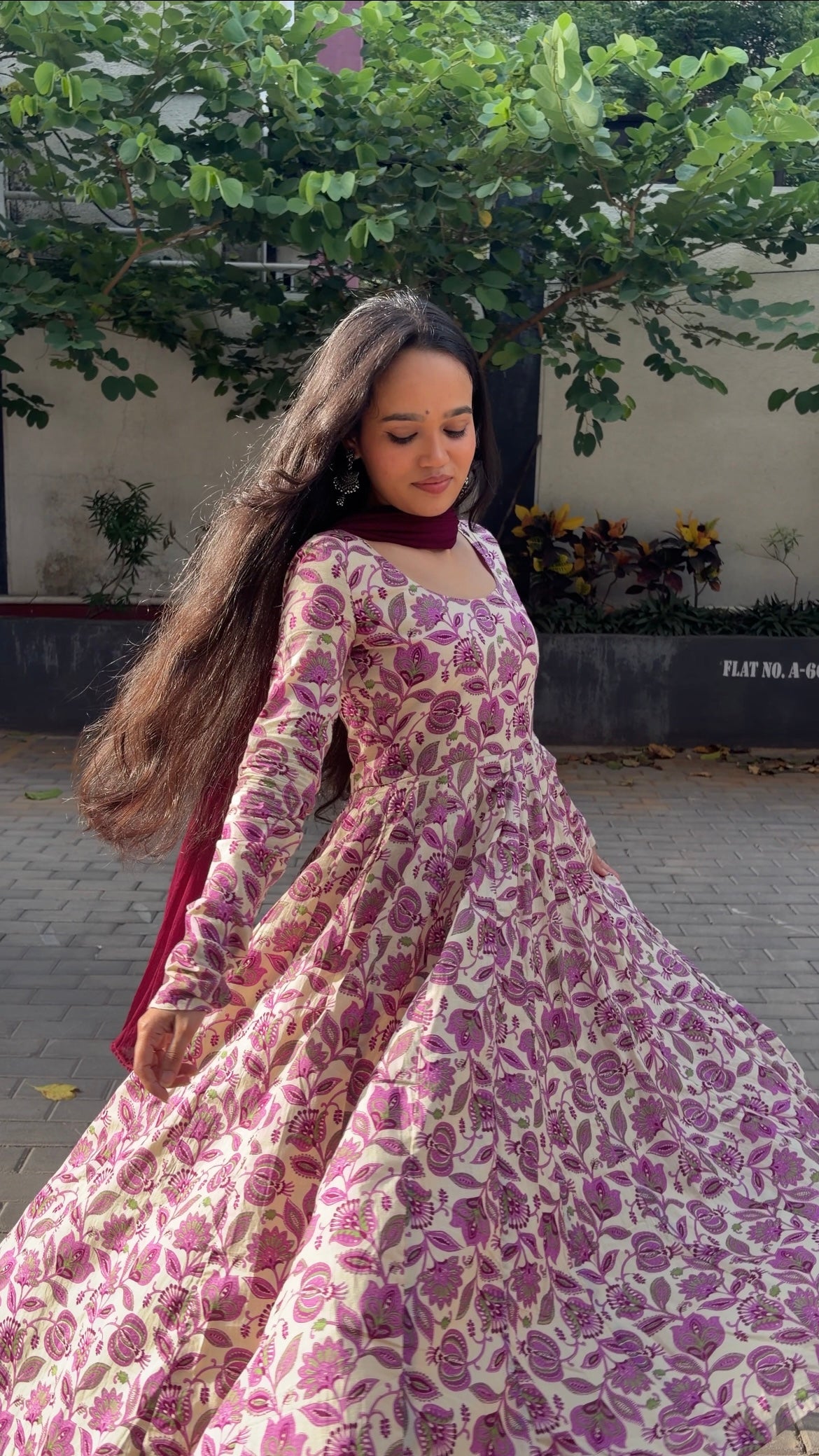 Nayra Anarkali Set
